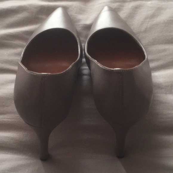 Cole Haan Idala Pump II. 10B - Picture 4 of 7